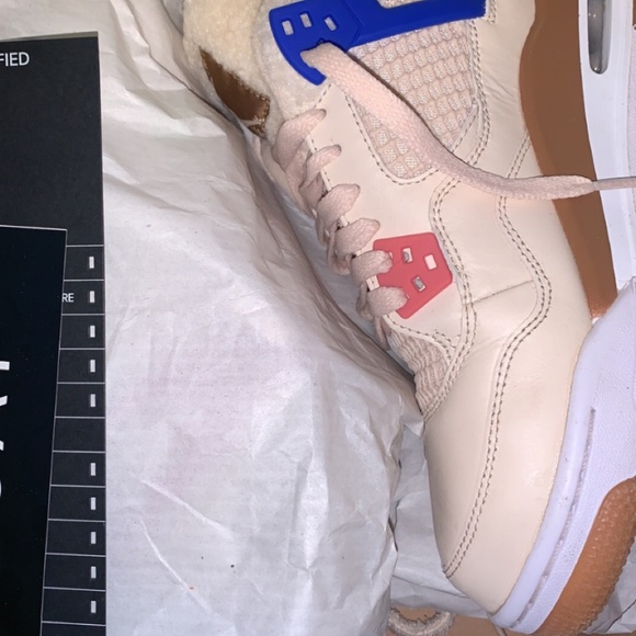 Jordan 4 main image 5